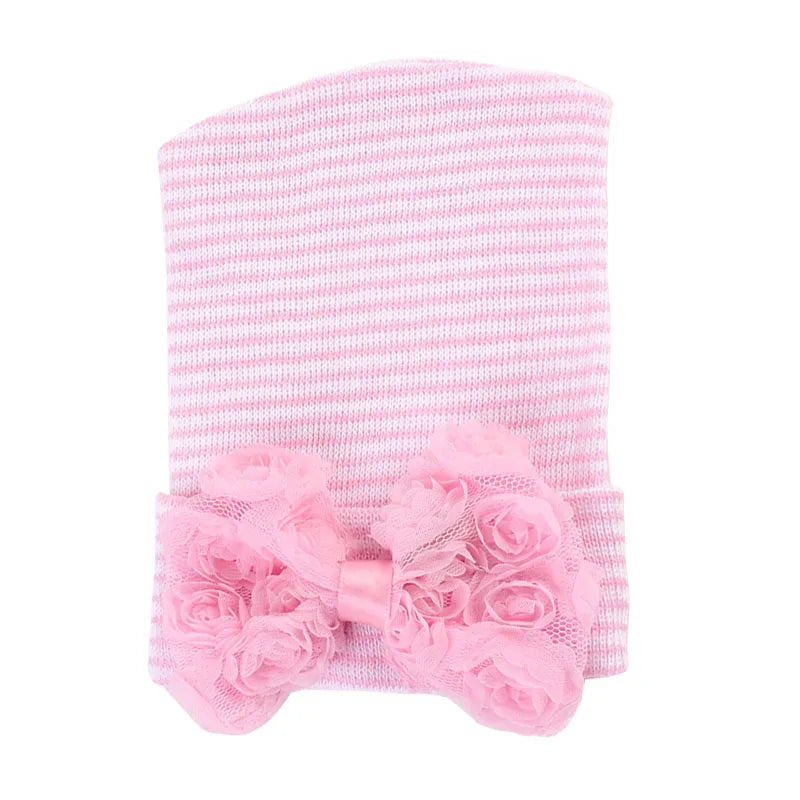 Gorro de algodón con lazo grande para recién nacida