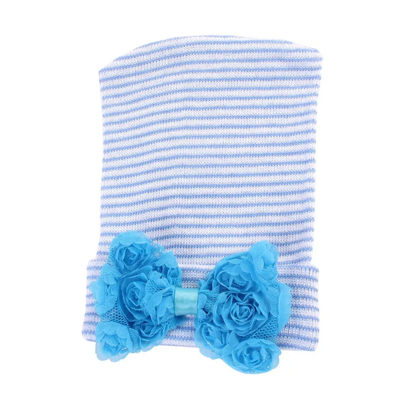 Gorro de algodón con lazo grande para recién nacida