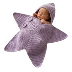 Mameluco con capucha para bebé con diseño de estrella