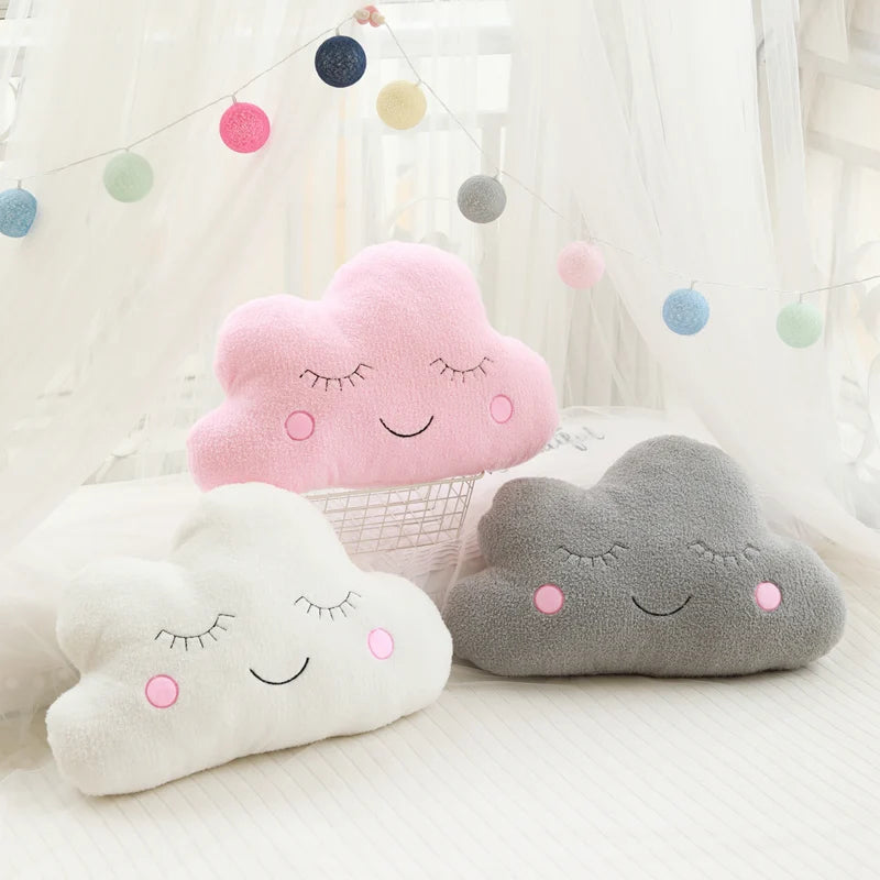 Oreiller en peluche nuage, lune et étoile