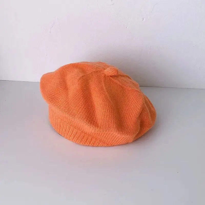 Béret en tricot pour nouveau-né