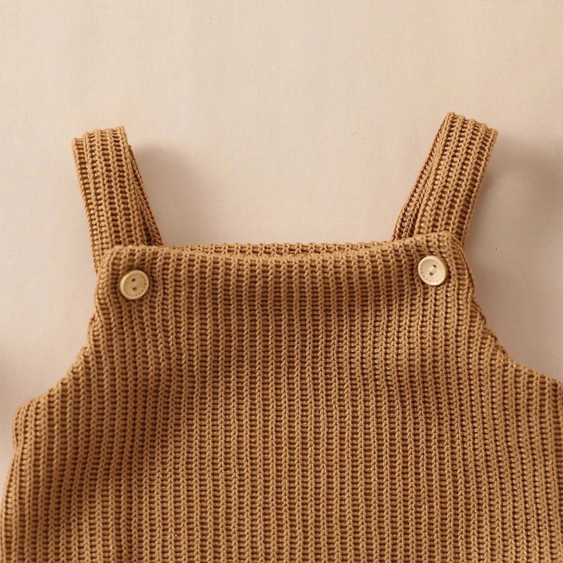 Barboteuse tricotée pour bébé