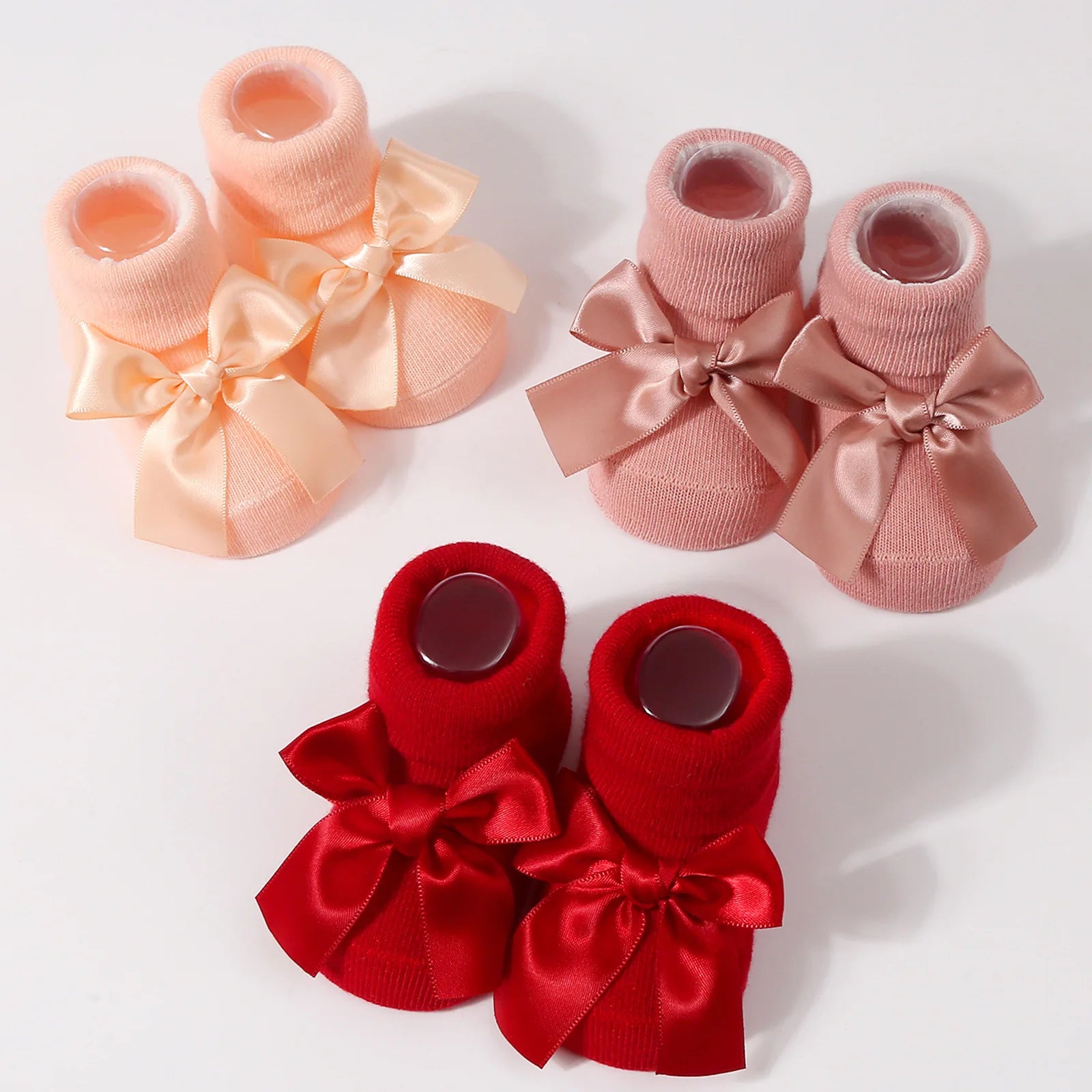 Chaussettes pour bébé en tricot avec nœud