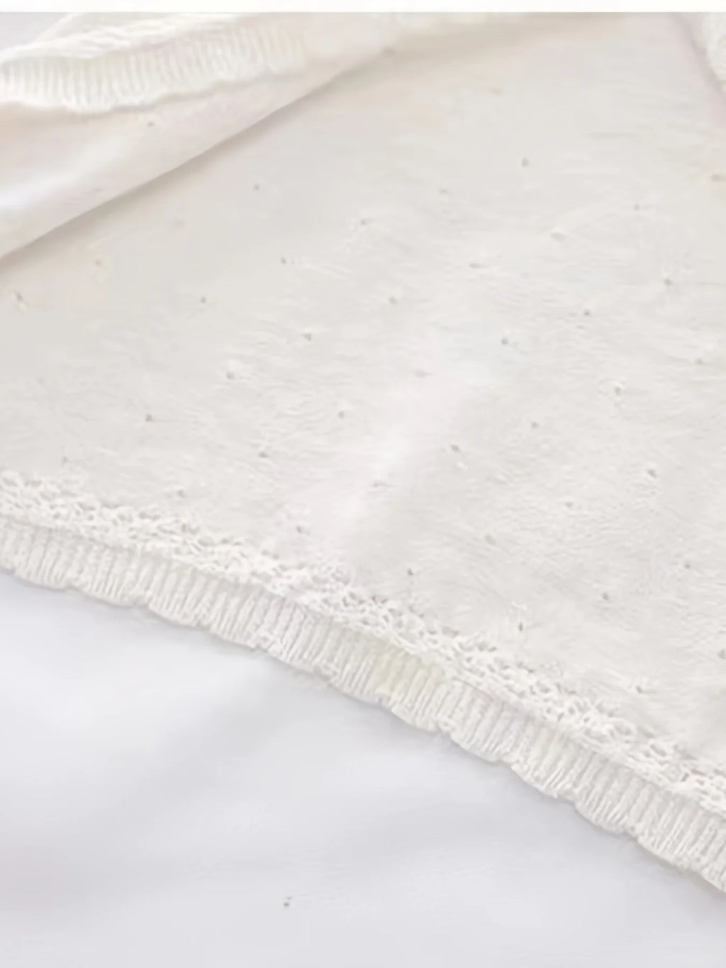 Gilet tricoté pour bébé fille