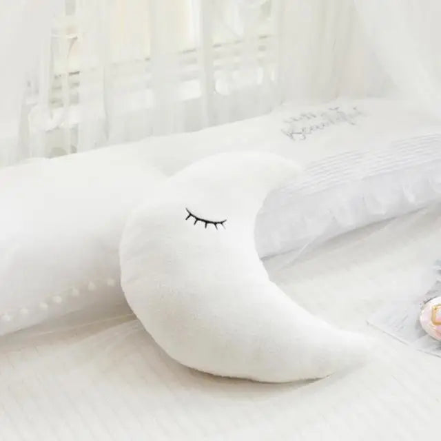 Oreiller en peluche nuage, lune et étoile
