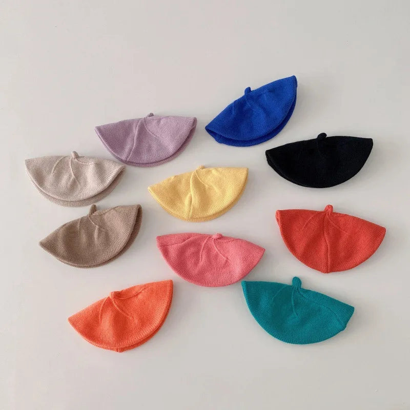 Béret en tricot pour nouveau-né