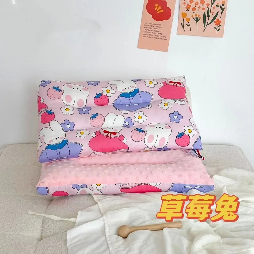 Almohada de terciopelo suave para bebé