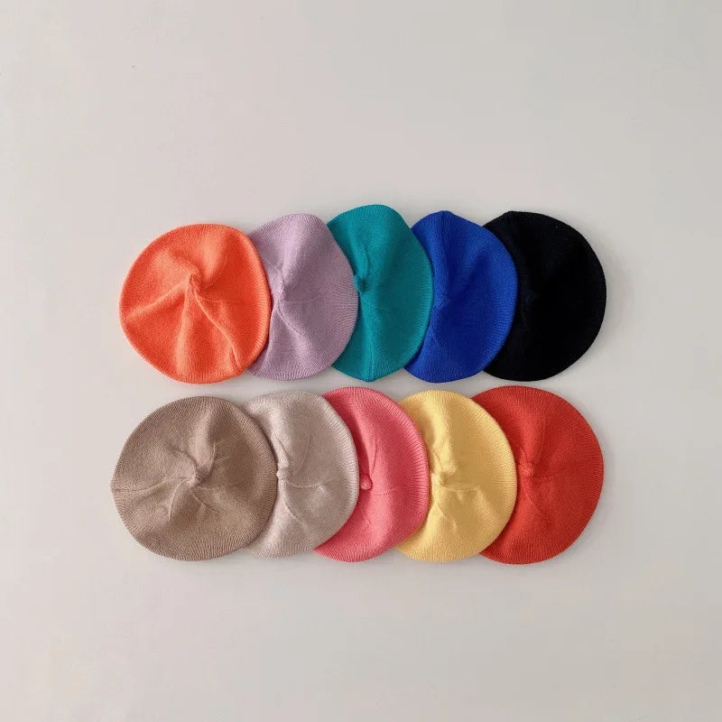 Béret en tricot pour nouveau-né