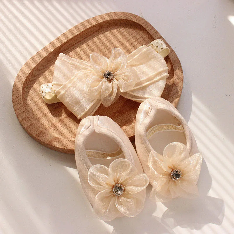 Conjunto de diadema con lazo de encaje y calcetines para bebé