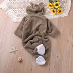 Adorable barboteuse bébé motif ours